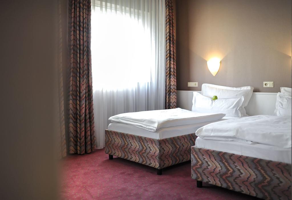 Airport Hotel By The New Yorker Cologne Luaran gambar