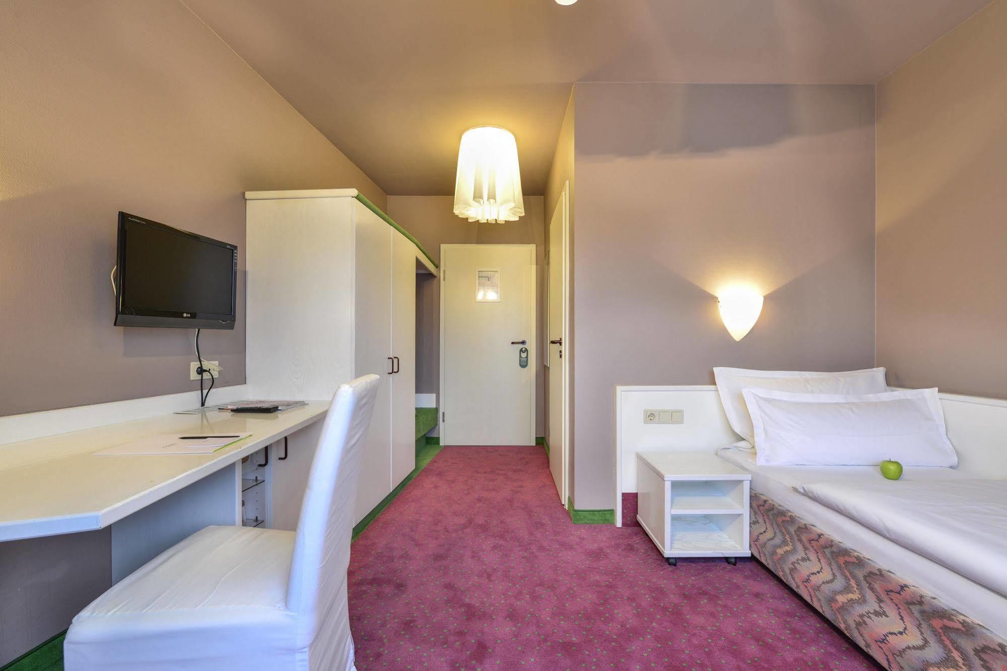 Airport Hotel By The New Yorker Cologne Luaran gambar