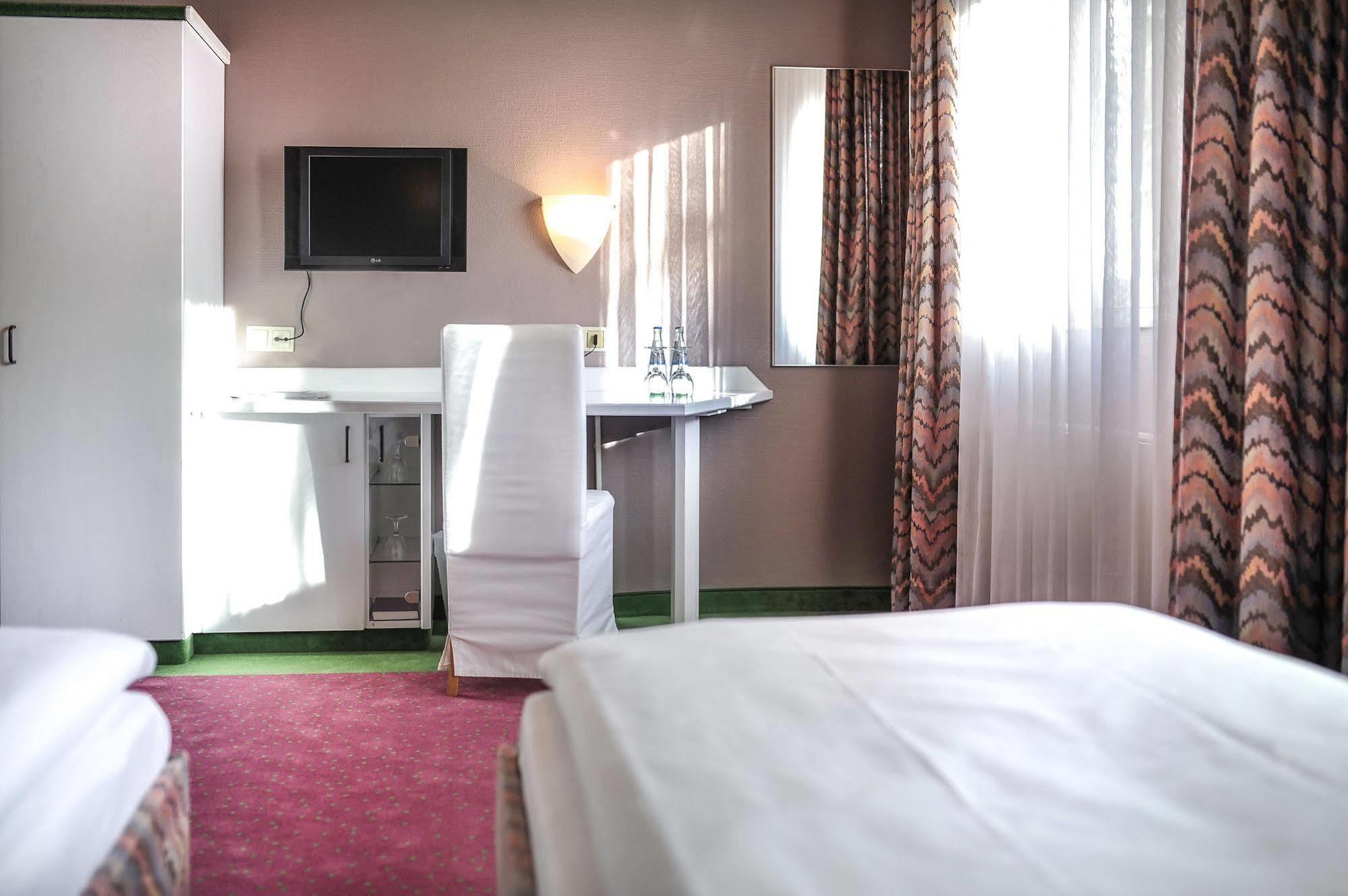 Airport Hotel By The New Yorker Cologne Luaran gambar