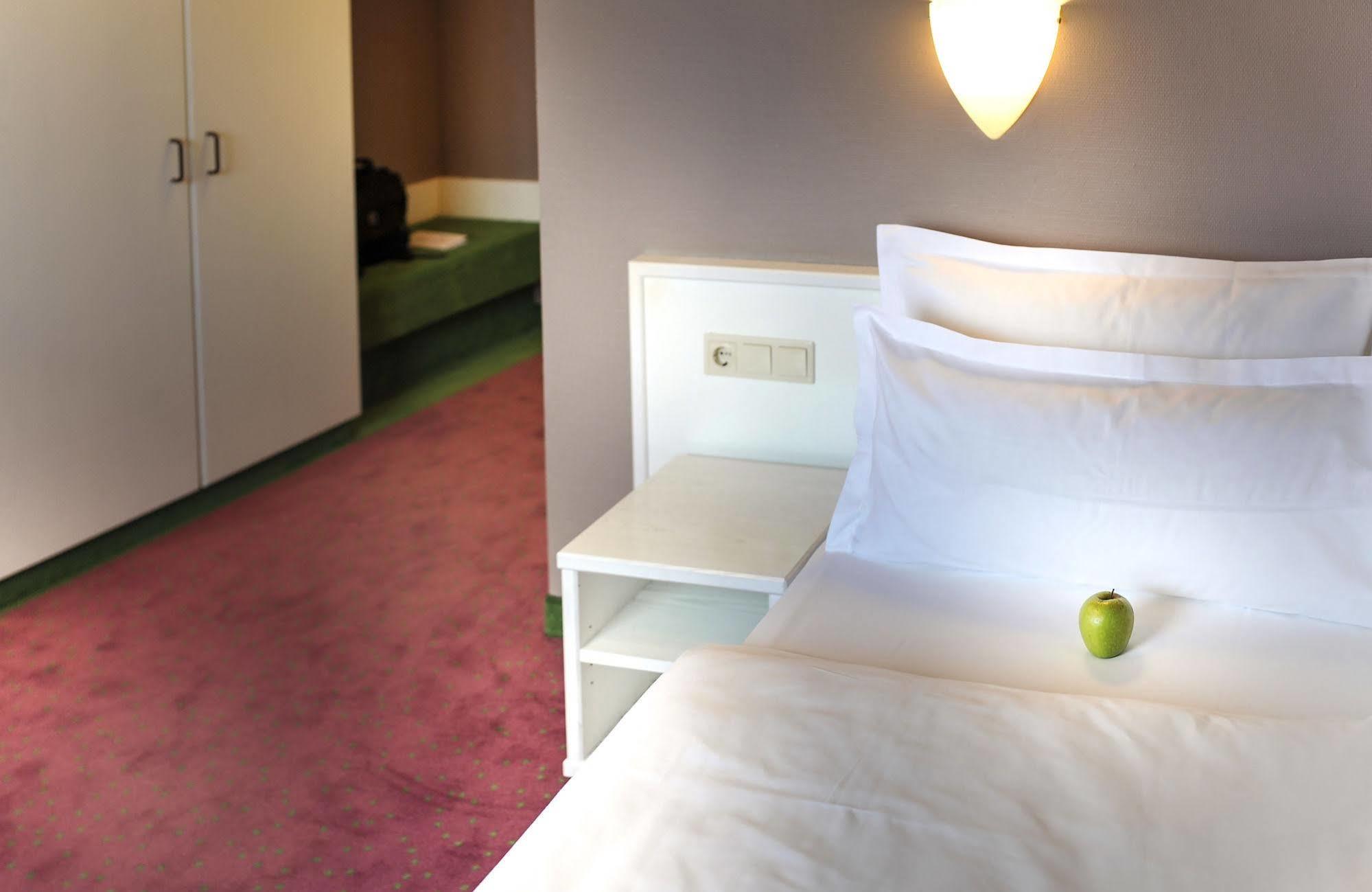 Airport Hotel By The New Yorker Cologne Luaran gambar